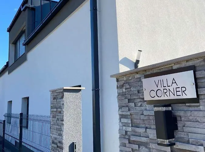 Villa Corner