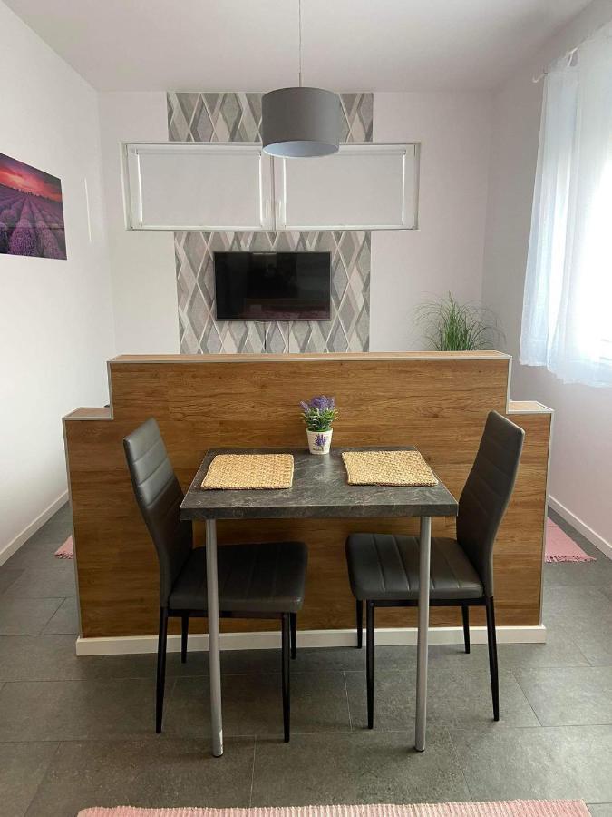 Corner *